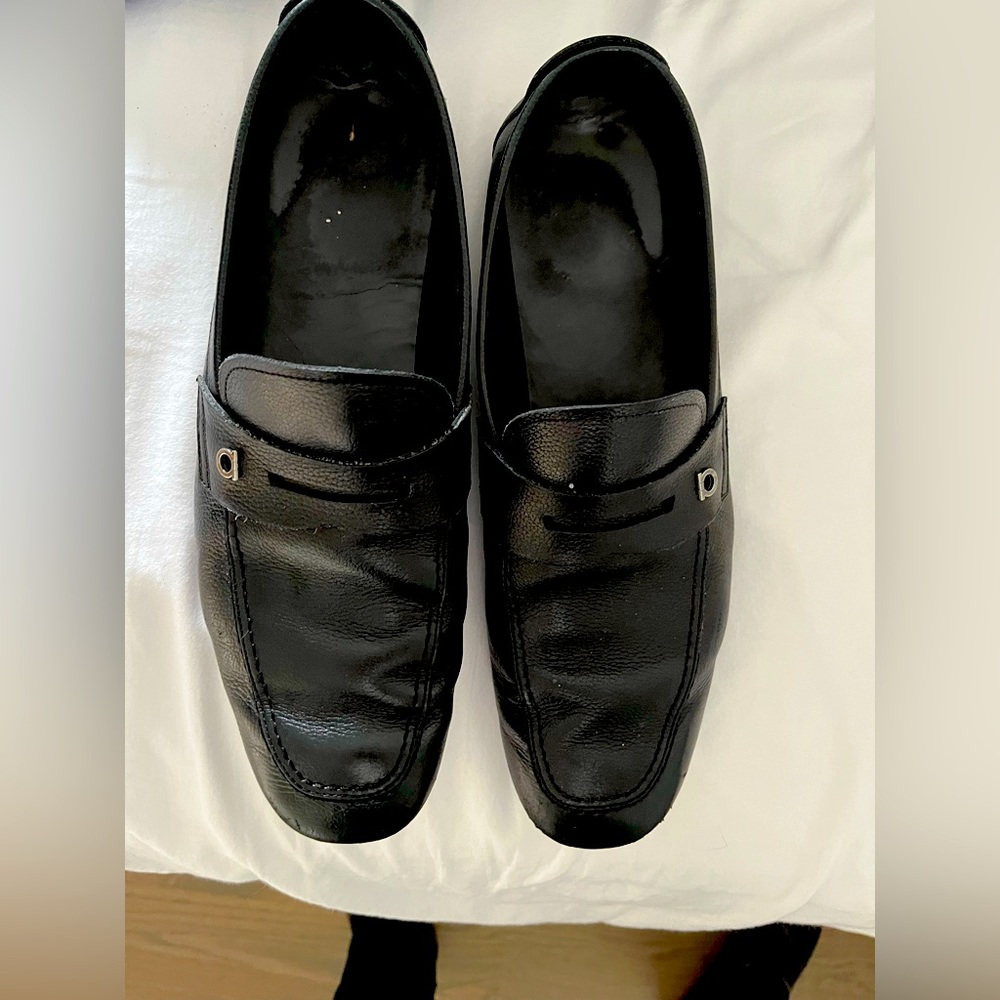 Mens ferragamo loafers used size 11 E the run a dot big